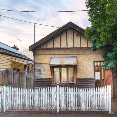Renovators’ delights listed for a song in highly sought-after Melbourne suburbs