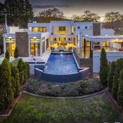 ‘Like living in a five-star hotel’: Forrest home with wow factor for sale