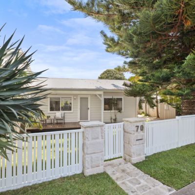 Big sales as auction numbers and clearance rates stay low in Sydney and Melbourne