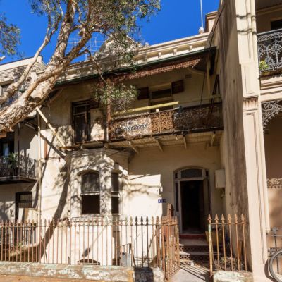 Decrepit terrace house in Sydney’s Darlinghurst listed for $3.6m