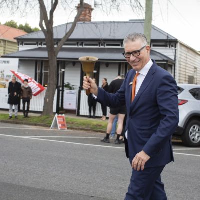 Melbourne auctions: House flippers ink paper gain of nearly $500,000 on Seddon home