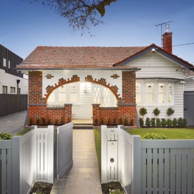 Melbourne auctions: Coburg Californian bungalow fetches nearly $100,000 above reserve