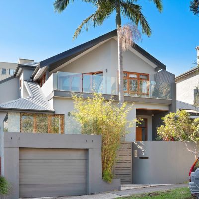 Sydney auctions fly in big bidding weekend while Melbourne’s ‘dry up’ as stage 4 continues