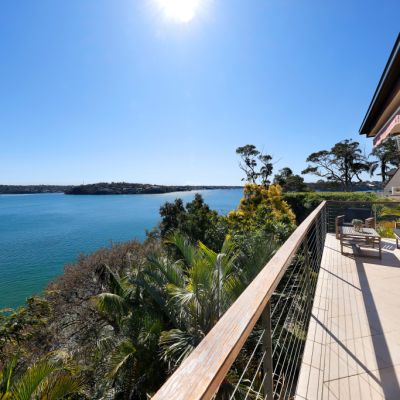 Holiday homes outside Sydney snapped up as the who’s who get out of town