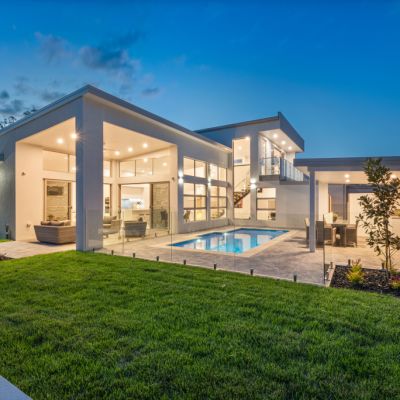 Where are the hotspot suburbs in the ACT for property investors?