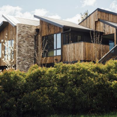 The Canberra business giving salvaged timber a new lease on life