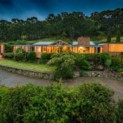 Two new suburb records set at auction in Latham and Fadden