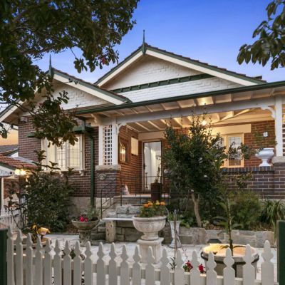House prices could rise 17 per cent this year, locking some first-home hopefuls out: ANZ