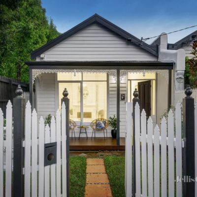 Melbourne home values reach record high: report