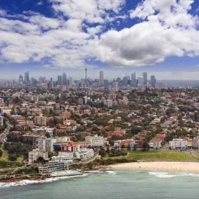 US buyers lead a 15.5 per cent surge in foreign investment in Aussie houses
