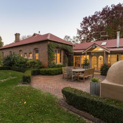 The Armidale homestead that offers the best of country living and city convenience
