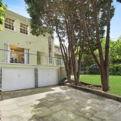 Centennial Park flipper buys house for $6.5m, sells six months later for $8.2m
