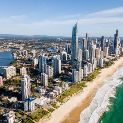As Aussies escape cities and move to the regions, experts question long-term viability