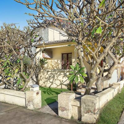 Sydney virtual auctions: Two-bedroom Clovelly semi-detached house sells for $2.88m