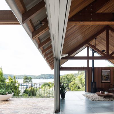 Wagstaffe House: A grounded home on the Central Coast with the living space up high and water views