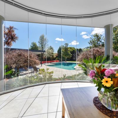 Canberra homes on the market with the best gardens this spring