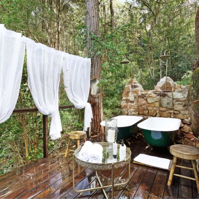Celebrity Aussie estate rented out after $10,000 a month campaign