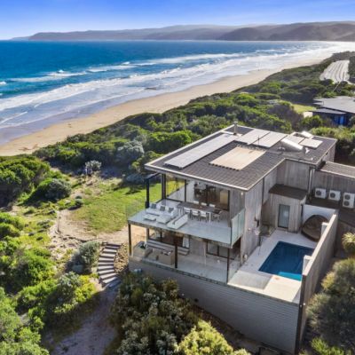 Boost Juice founder Janine Allis sells Great Ocean Road ‘Mad Max’ beach house for $10 million 
