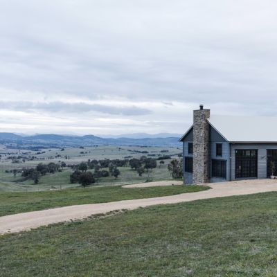 The family who turned a 160-year-old American barn into a stunning holiday home