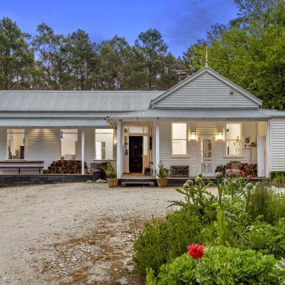 Renovated oasis is a tree changer’s dream home in Spargo Creek