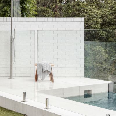 What you need to know before installing an outdoor shower