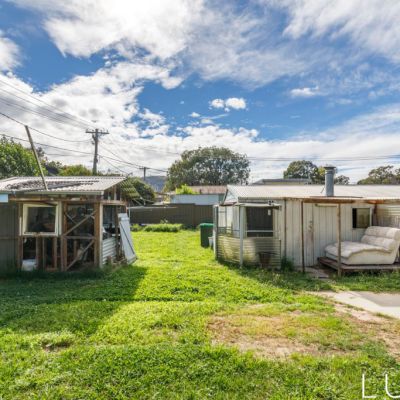 Canberra auctions: Kambah home on RZ2 block sells for $880,000