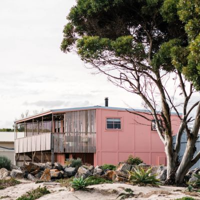 Green floors and pink walls: This seaside home is not your standard beach shack
