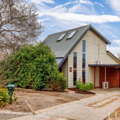 Canberra auctions: Transformed ex-government house in Rivett sells for $995,000