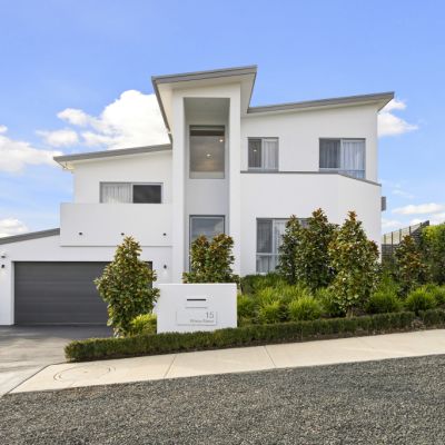 Moncrieff home sets suburb record with $1.6 million sale