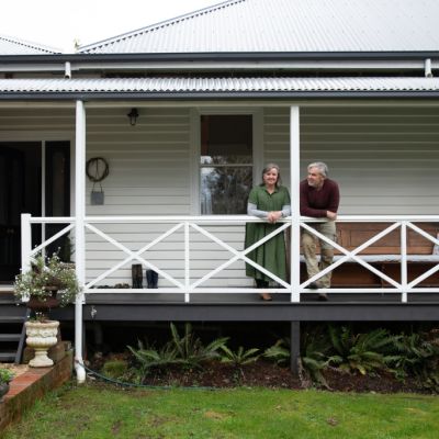 A ‘possibly uninhabitable’ Tassie farmhouse now bursting with character