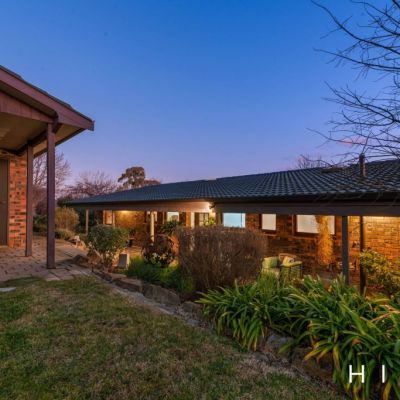 Charnwood home sells under the hammer for $930,000