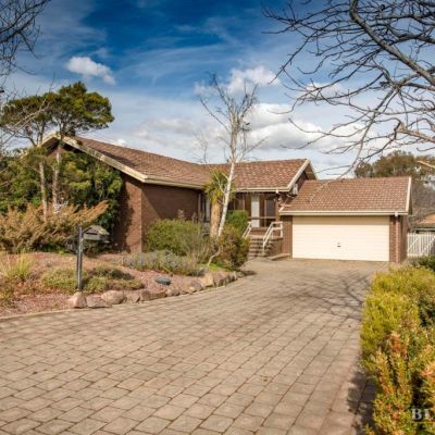 Holidays not deterring buyers as Kambah home sells for $855,000