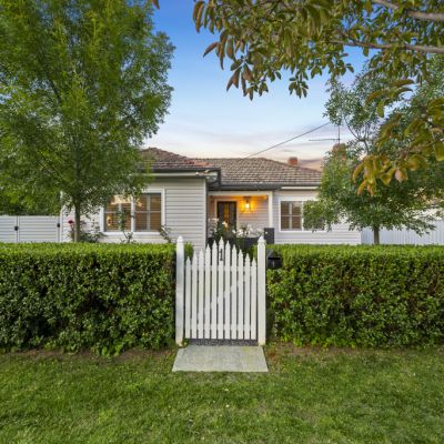 ‘Along the lines of country Hamptons’: Inside a renovated Queanbeyan cottage
