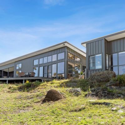 Rent this home near Tharwa with its own ACTION bus