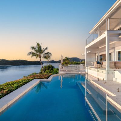 7 dream holiday homes for sale (just in time for summer)