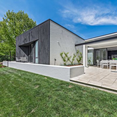 House of the Week: Eco-conscious Curtin build stuns with sleek modern design