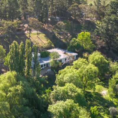 A luxury rural retreat with income potential in Bywong