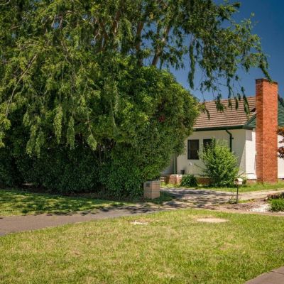 Canberra auctions: Renovator snaps up O’Connor home for $1.015m