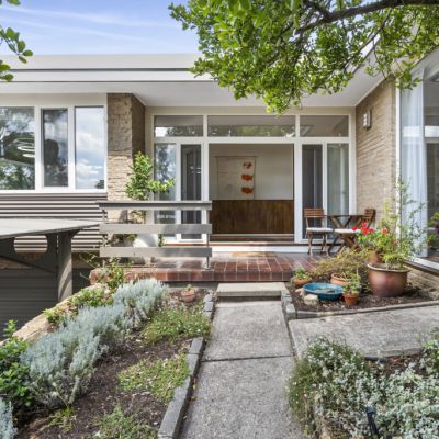 'They knew this was the one': Mid-century modern home sells in just 13 days