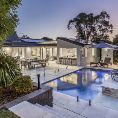 Canberra auctions: Florey renovation sparks fierce competition at auction