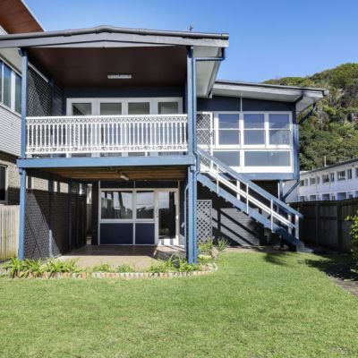 Gold Coast original beach shack soars to record sale