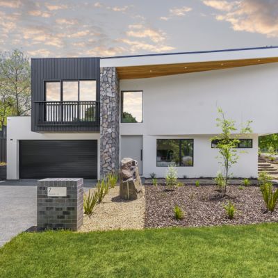 'It’s got it all': Why this Woden Valley suburb is a favourite with families