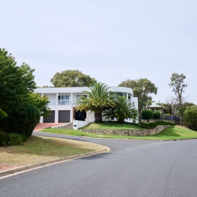 Pretty-as-a-picture homes meet wetlands and parks in this 'tight community'