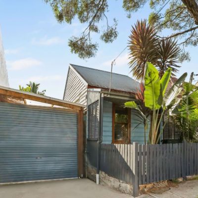This tiny home will stun with its giant sale price