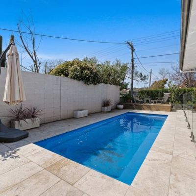 Luxury home with immediate returns just listed in Red Hill