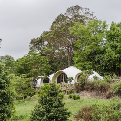 Inside Australia’s first aircrete dome home, built by hand