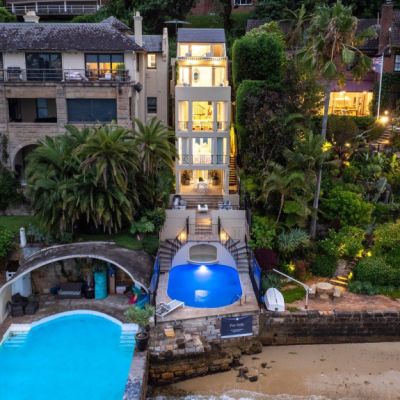 Skinny waterfront mansion for sale in Sydney’s Darling Point