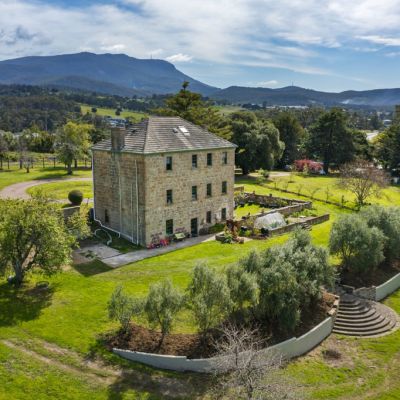 Historic 200-year-old Tasmanian stone house for sale
