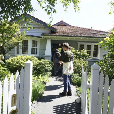 Spring selling tips: Is spring the best time to sell a house?