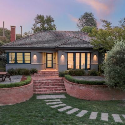Ken Oliphant-designed period home comes on the market in Griffith